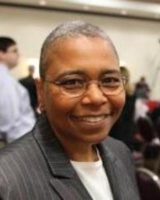 headshot of latanya sweeney